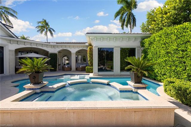 9959 Brassie BEND, Naples, FL 34108