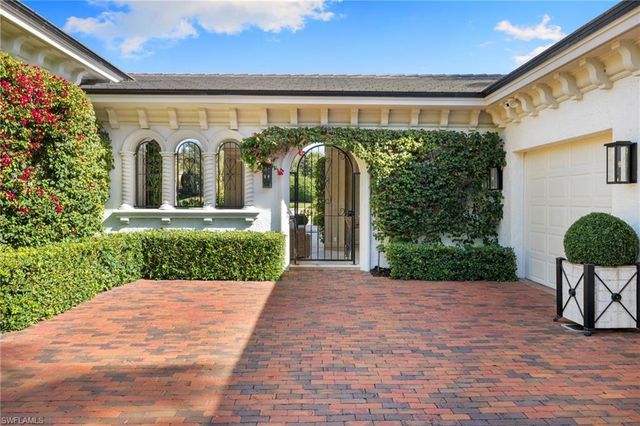 9959 Brassie BEND, Naples, FL 34108