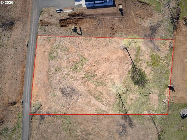 324 Dolan Rd, Castle Rock, WA 98611