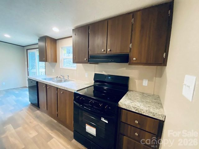 42 Nowhere Drive, Sylva, NC 28779