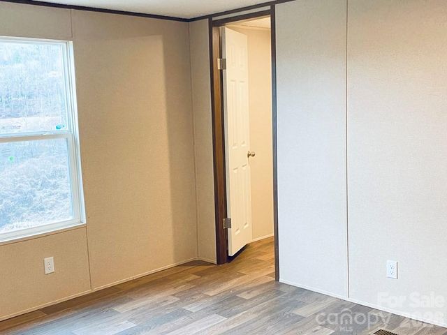 42 Nowhere Drive, Sylva, NC 28779