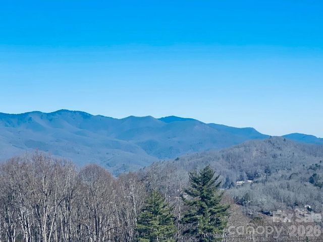 42 Nowhere Drive, Sylva, NC 28779