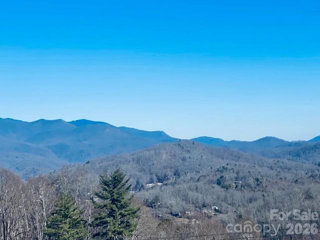 42 Nowhere Drive, Sylva, NC 28779