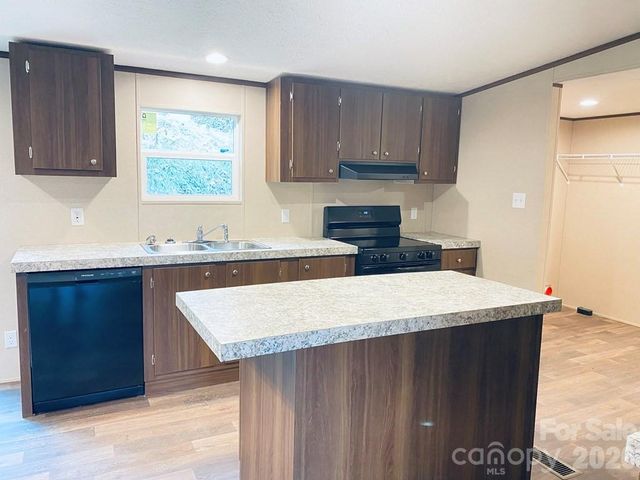 42 Nowhere Drive, Sylva, NC 28779