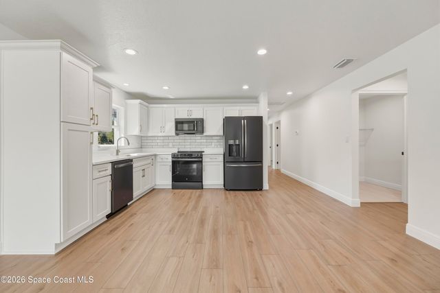 5812 Hammock Street, Mims, FL 32754