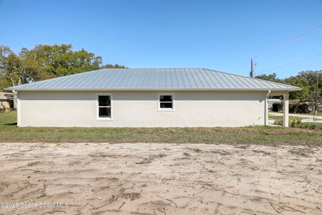 5812 Hammock Street, Mims, FL 32754