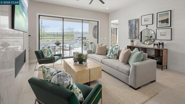 2803 Stampede Lane, Tracy, CA 95377