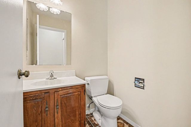 43 Stonefield Drive, Glendale Heights, IL 60139