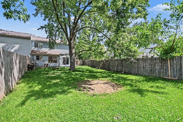 43 Stonefield Drive, Glendale Heights, IL 60139
