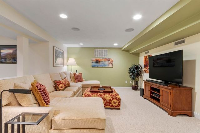 26 Corn Road, Bolton, MA 01740