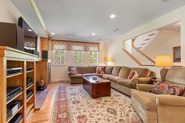 26 Corn Road, Bolton, MA 01740
