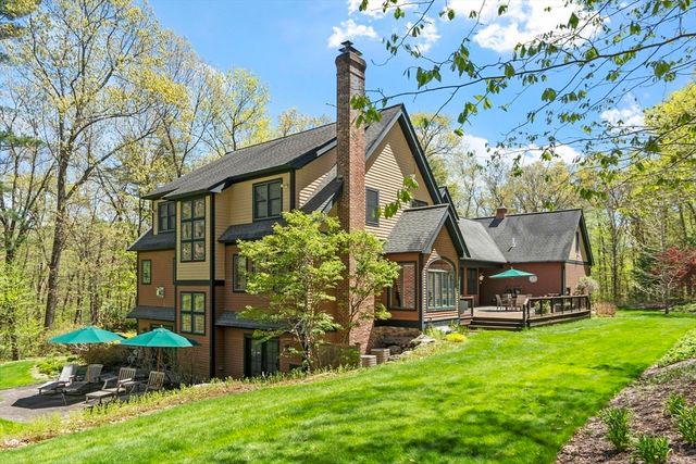 26 Corn Road, Bolton, MA 01740