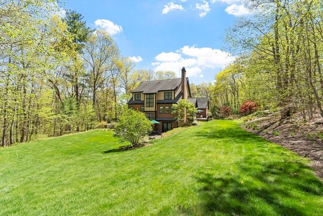 26 Corn Road, Bolton, MA 01740