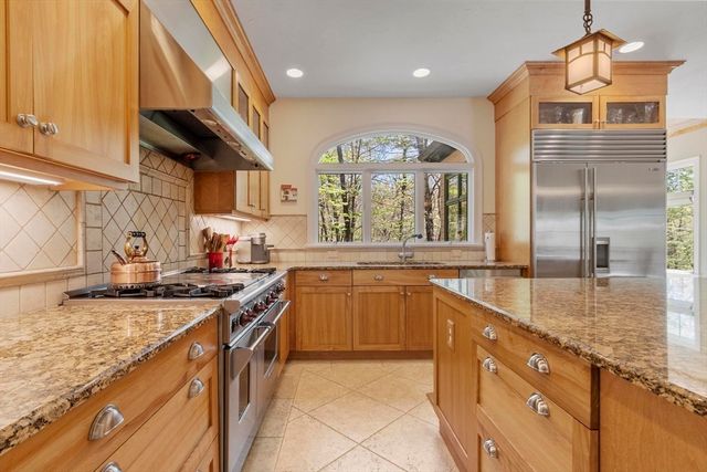 26 Corn Road, Bolton, MA 01740