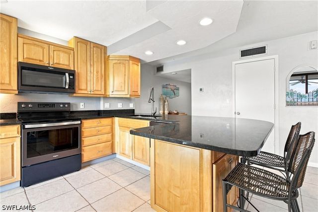1085 Bald Eagle DR F401, Marco Island, FL 34145