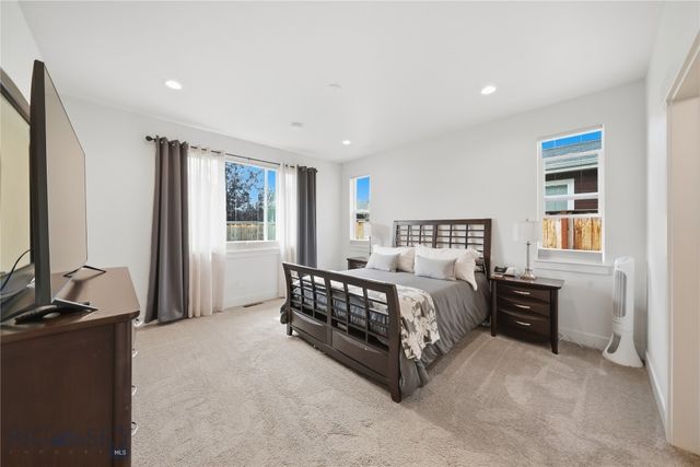 1502 Wyatt Earp Court, Belgrade, MT 59714
