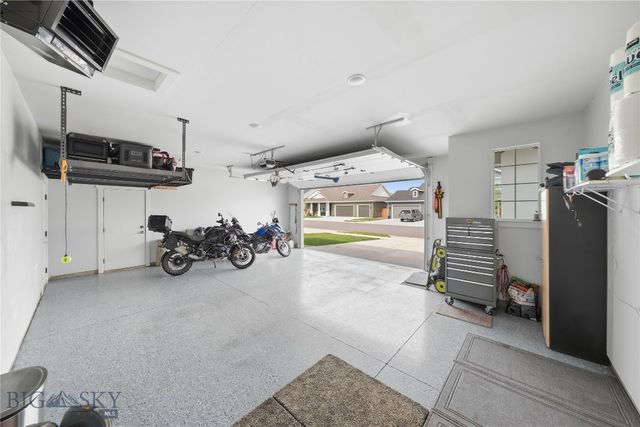 1502 Wyatt Earp Court, Belgrade, MT 59714