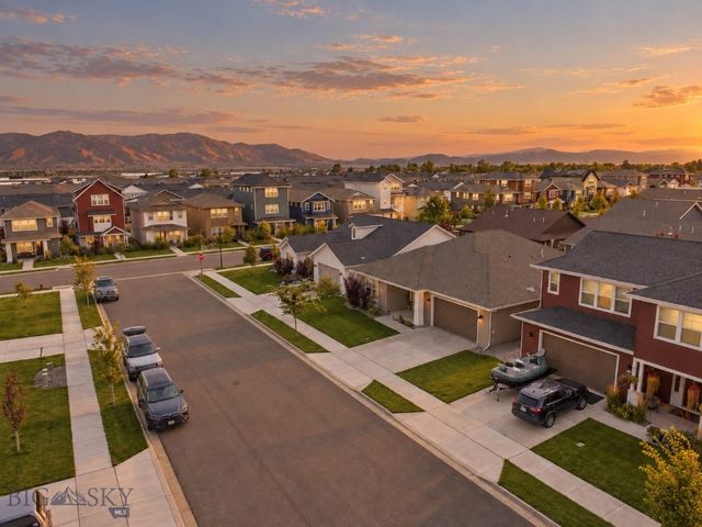 1502 Wyatt Earp Court, Belgrade, MT 59714