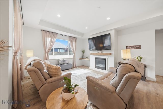 1502 Wyatt Earp Court, Belgrade, MT 59714