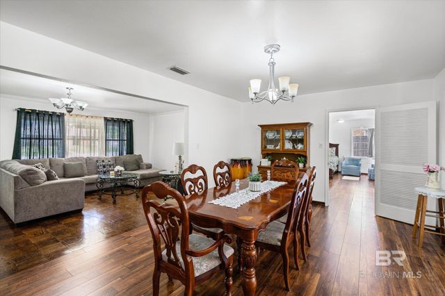 5955 Chalet Drive, Mobile, AL 36608