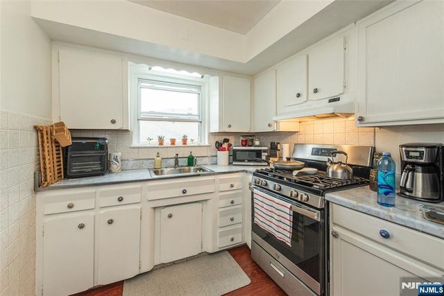 472 Walker Street, Fairview, NJ 07022