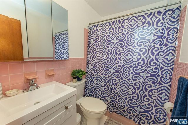 472 Walker Street, Fairview, NJ 07022
