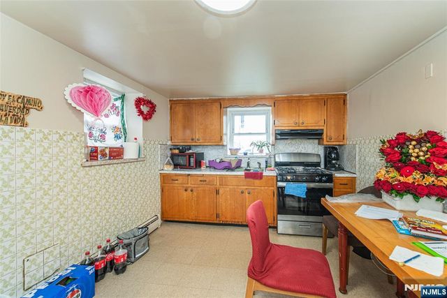 472 Walker Street, Fairview, NJ 07022