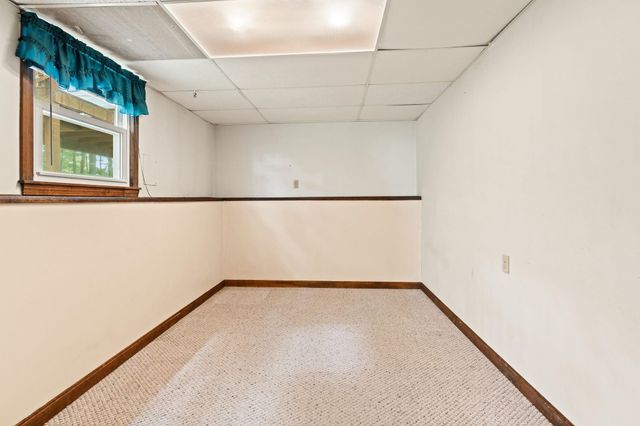 18 Dunloggin Road, Nashua, NH 03063