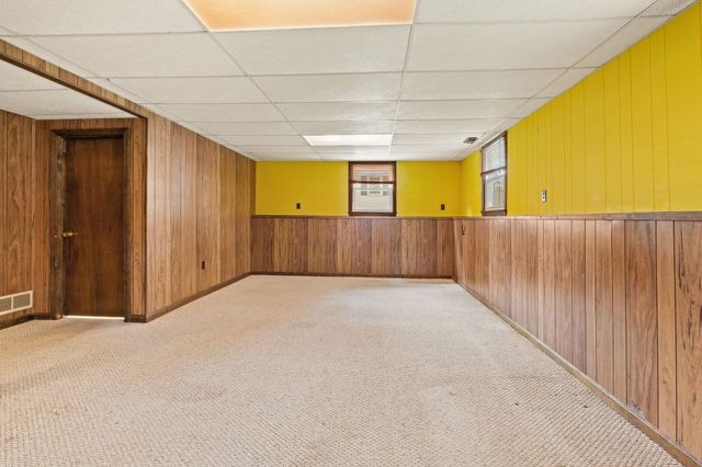 18 Dunloggin Road, Nashua, NH 03063