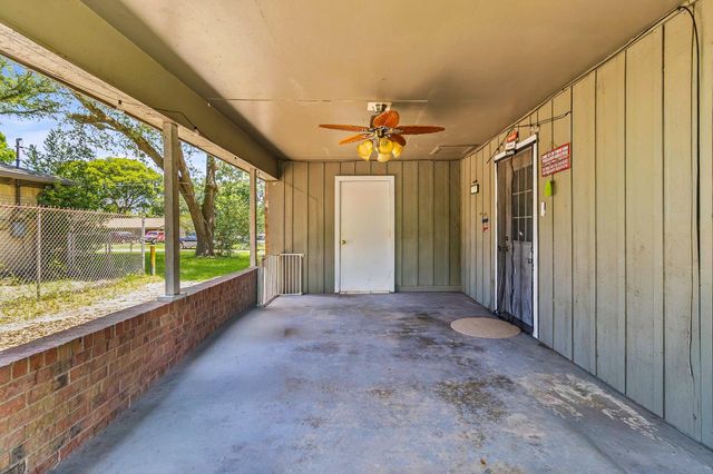 235 Crestway Street, Trinity, TX 75862