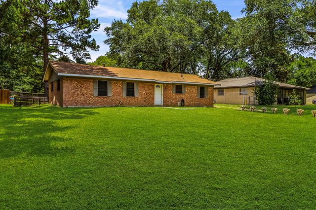 235 Crestway Street, Trinity, TX 75862
