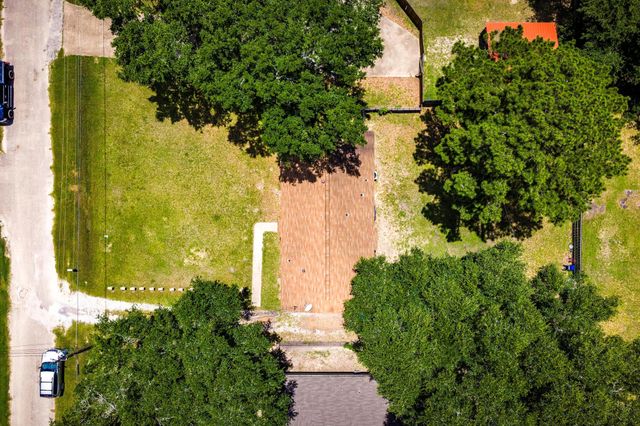 235 Crestway Street, Trinity, TX 75862