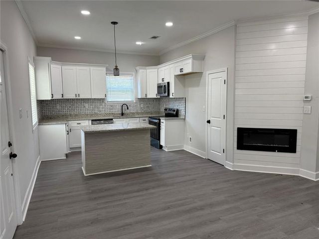 69 Fourth Street, Griffin, GA 30223