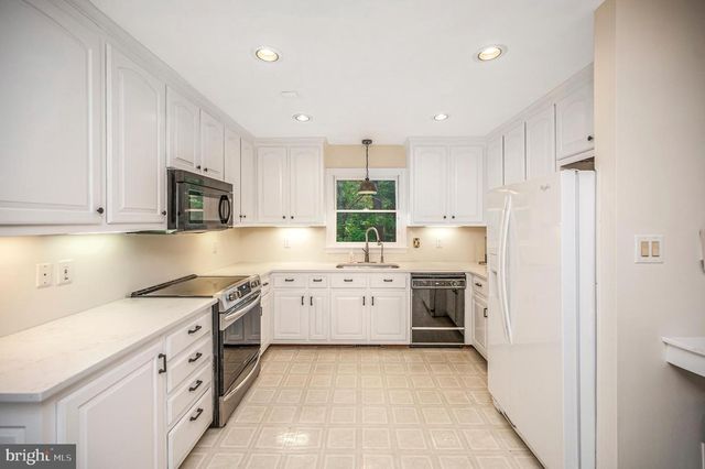 15295 TODD LN, Doswell, VA 23047
