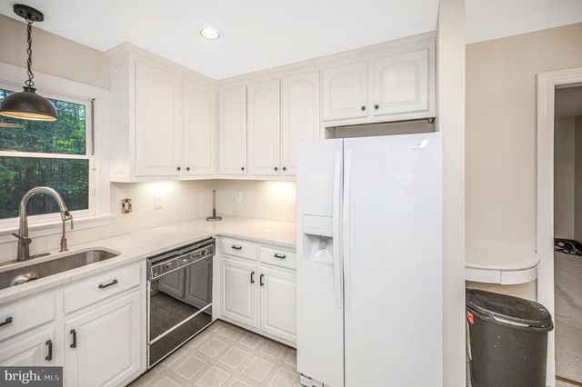 15295 TODD LN, Doswell, VA 23047