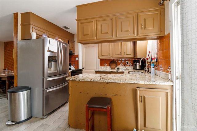 520 W Upas Avenue, Mcallen, TX 78501