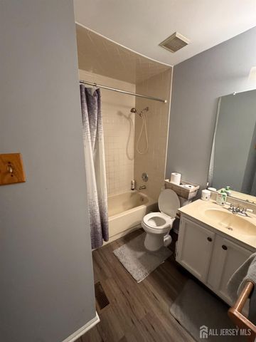 337 Smithwold Road, Franklin Twsp, NJ 08873