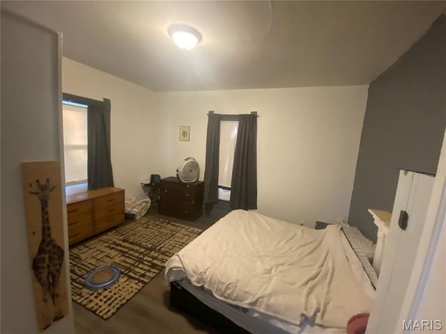 305 E 2nd Street, New London, MO 63459