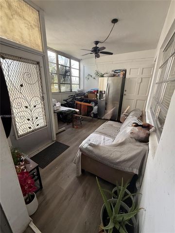 141 NE 10th Ave 17B, Hallandale Beach, FL 33009