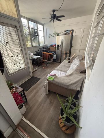 141 NE 10th Ave 17B, Hallandale Beach, FL 33009