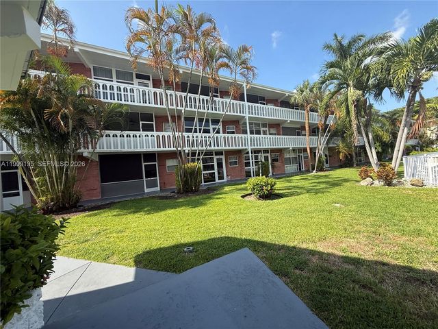 141 NE 10th Ave 17B, Hallandale Beach, FL 33009