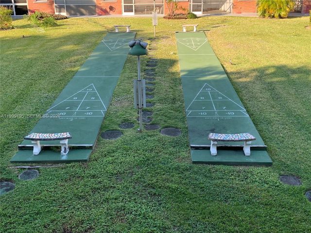 141 NE 10th Ave 17B, Hallandale Beach, FL 33009