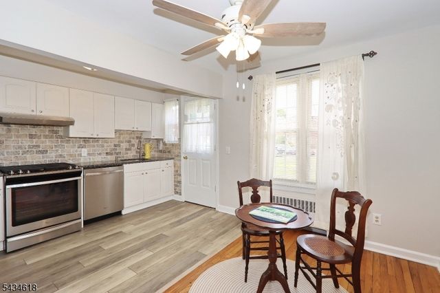 43 Parkway Village, Cranford Twp., NJ 07016