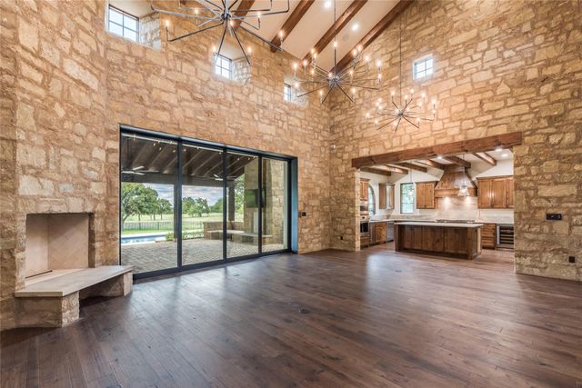 107 La Serena LOOP, Horseshoe Bay, TX 78657