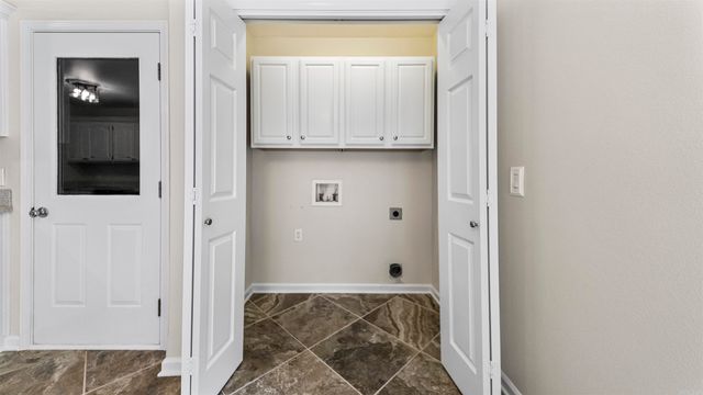 4 Perfecto Court, Hot Springs Village, AR 71909