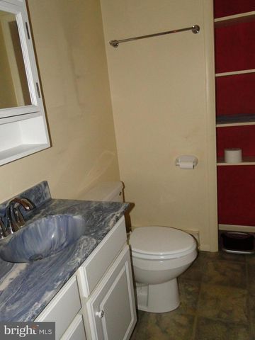 141 S 9TH ST, Quakertown, PA 18951