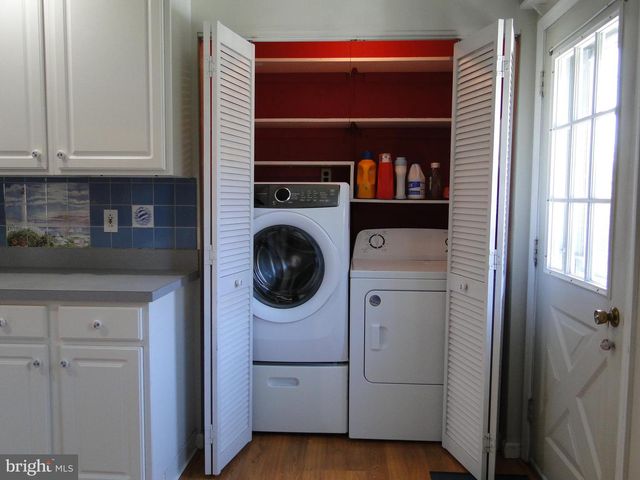 141 S 9TH ST, Quakertown, PA 18951