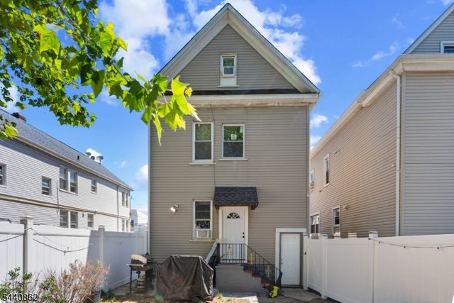 626 Magnolia Ave, Elizabeth City, NJ 07206