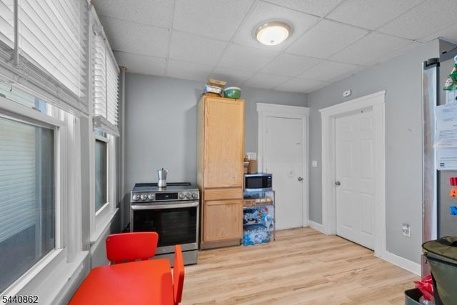 626 Magnolia Ave, Elizabeth City, NJ 07206