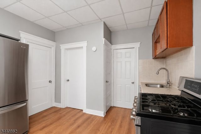 626 Magnolia Ave, Elizabeth City, NJ 07206